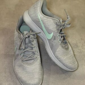 Nike Women's Gray and Mint Sneakers